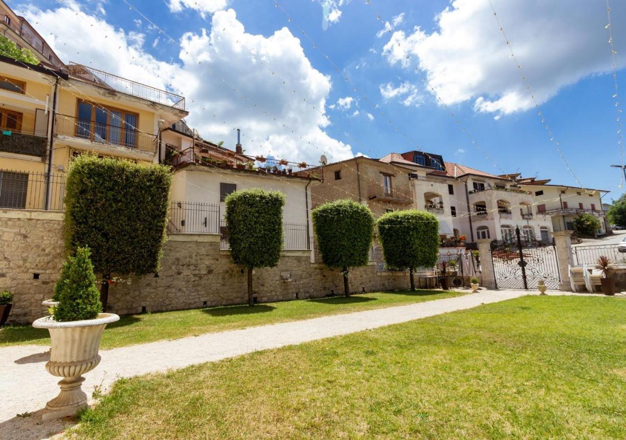 Palazzo Vittoli - Irpinia Apartment Castelfranci Екстериор снимка