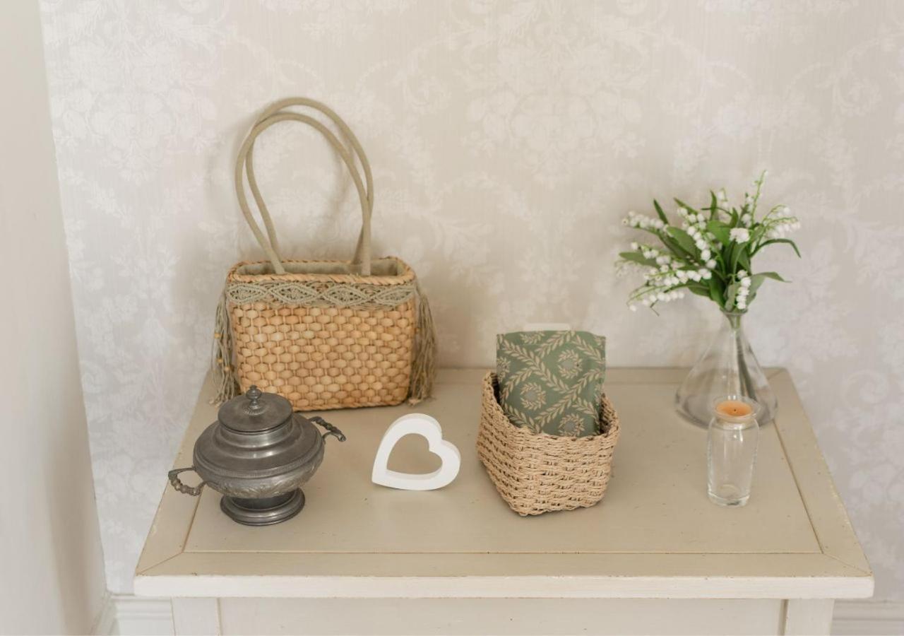 Palazzo Vittoli - Irpinia Apartment Castelfranci Екстериор снимка